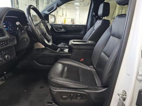 Used 2023 Chevrolet Tahoe LT w/ Luxury Package image 7