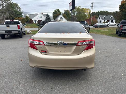 Used 2012 Toyota Camry XLE image 3
