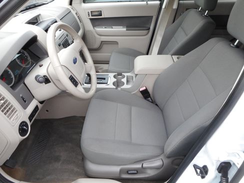 Used 2009 Ford Escape 4WD Hybrid image 13