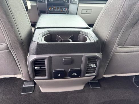 Used 2019 Ford F150 XLT w/ Equipment Group 302A Luxury AWD/4WD image 32