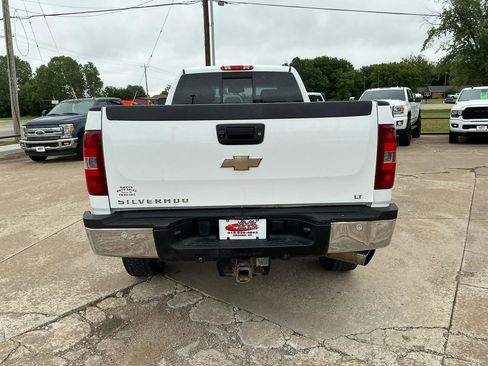 Used 2011 Chevrolet Silverado 2500 LT w/ Interior Plus Package AWD/4WD image 7