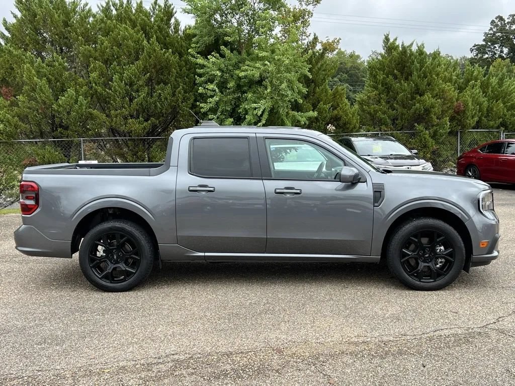 Used 2025 Ford Maverick Lobo AWD/4WD image 5