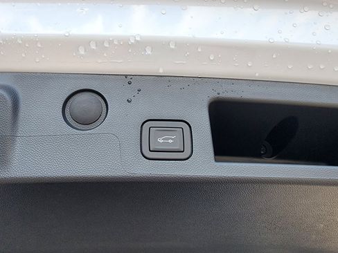 New 2026 GMC Terrain Denali image 49