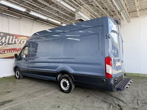 Used 2019 Ford Transit 250 148 High Roof Extended image 12