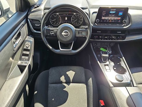 Used 2024 Nissan Rogue SV AWD/4WD image 12