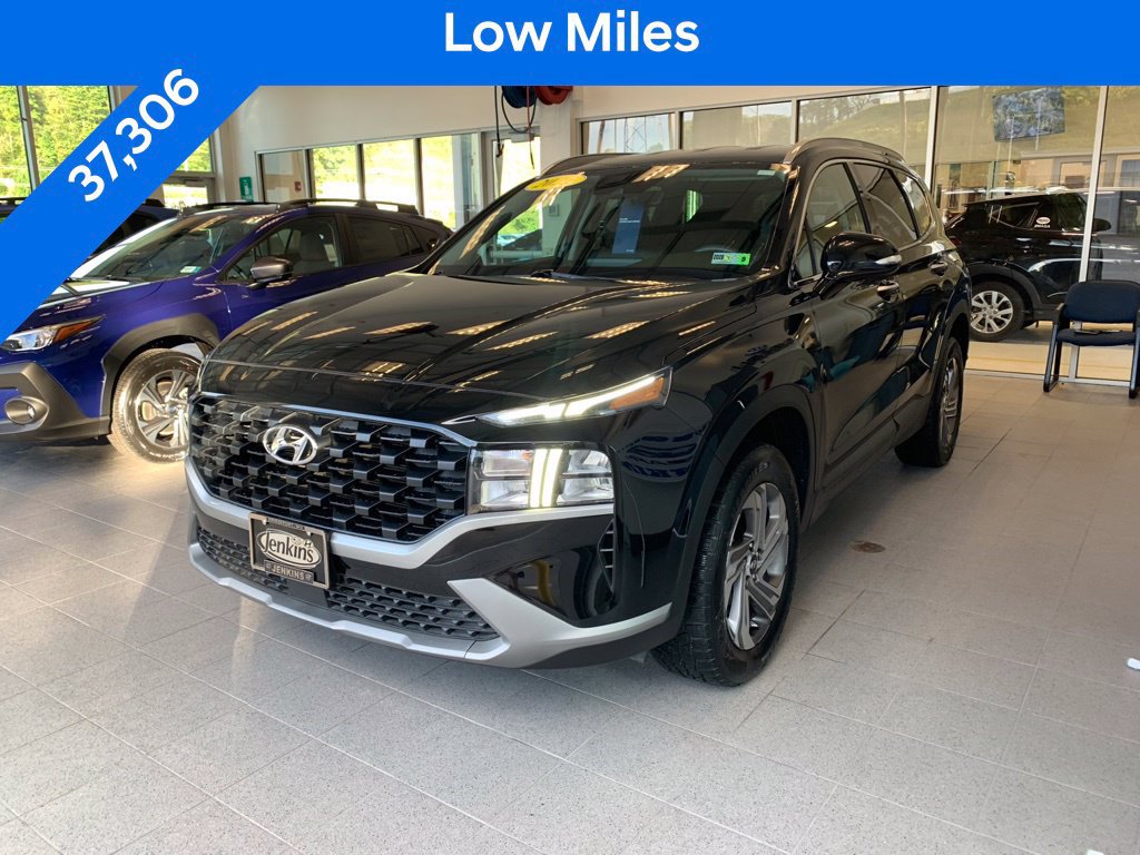 Certified 2023 Hyundai Santa Fe SEL AWD/4WD image 2
