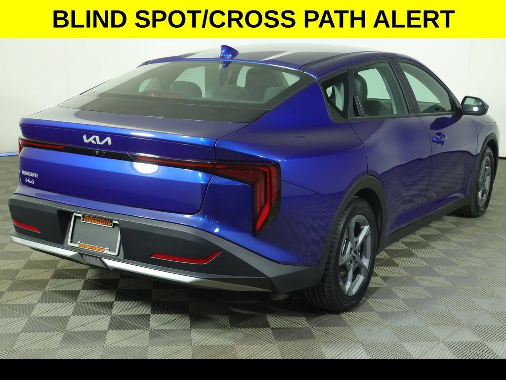 Used 2025 Kia K4 FWD image 6