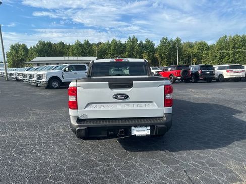 New 2025 Ford Maverick XLT FWD image 6