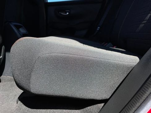 Certified 2024 Honda HR-V Sport image 39