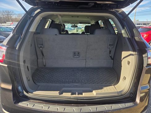Used 2015 Chevrolet Traverse LS image 23