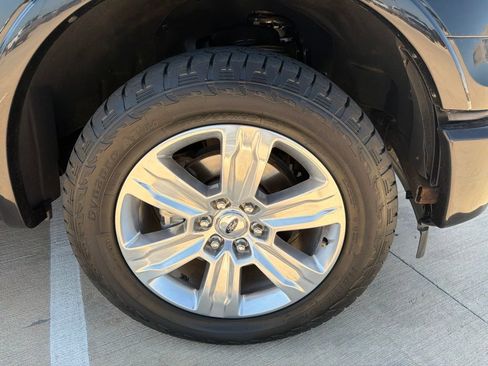 Used 2017 Ford F150 Platinum w/ Equipment Group 701A Luxury AWD/4WD image 13