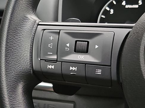 Certified 2023 Nissan Rogue S image 19