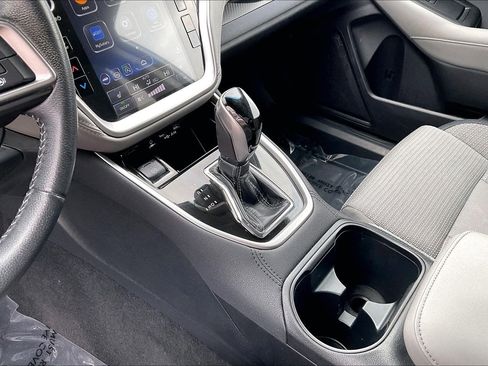 Certified 2022 Subaru Outback Premium image 15