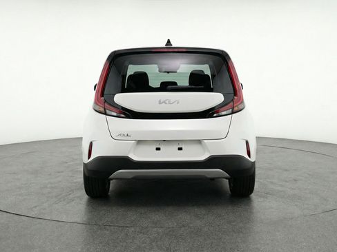 Used 2025 Kia Soul LX w/ LX Technology Package FWD image 7