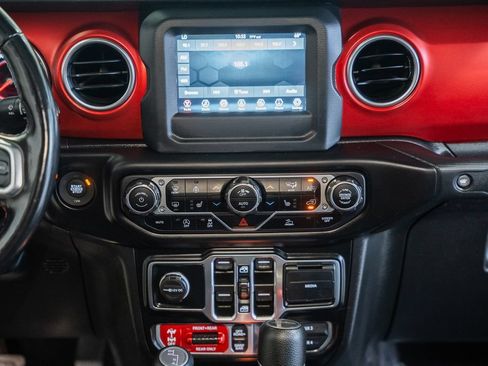 Used 2021 Jeep Gladiator Rubicon w/ LED Lighting Group AWD/4WD image 20