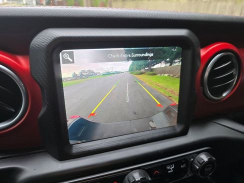 Used 2020 Jeep Gladiator Rubicon image 30