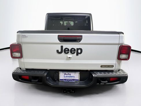 Used 2023 Jeep Gladiator Sport image 6