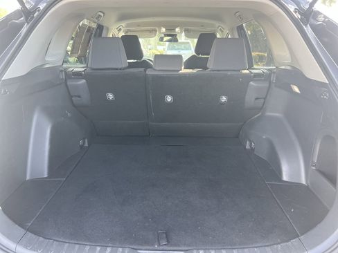 Used 2025 Toyota RAV4 LE image 33