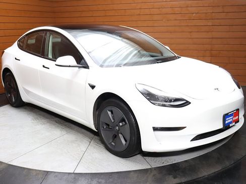 Used 2022 Tesla Model 3 Long Range image 73