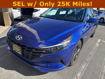Certified 2021 Hyundai Elantra SEL w/ Convenience Package