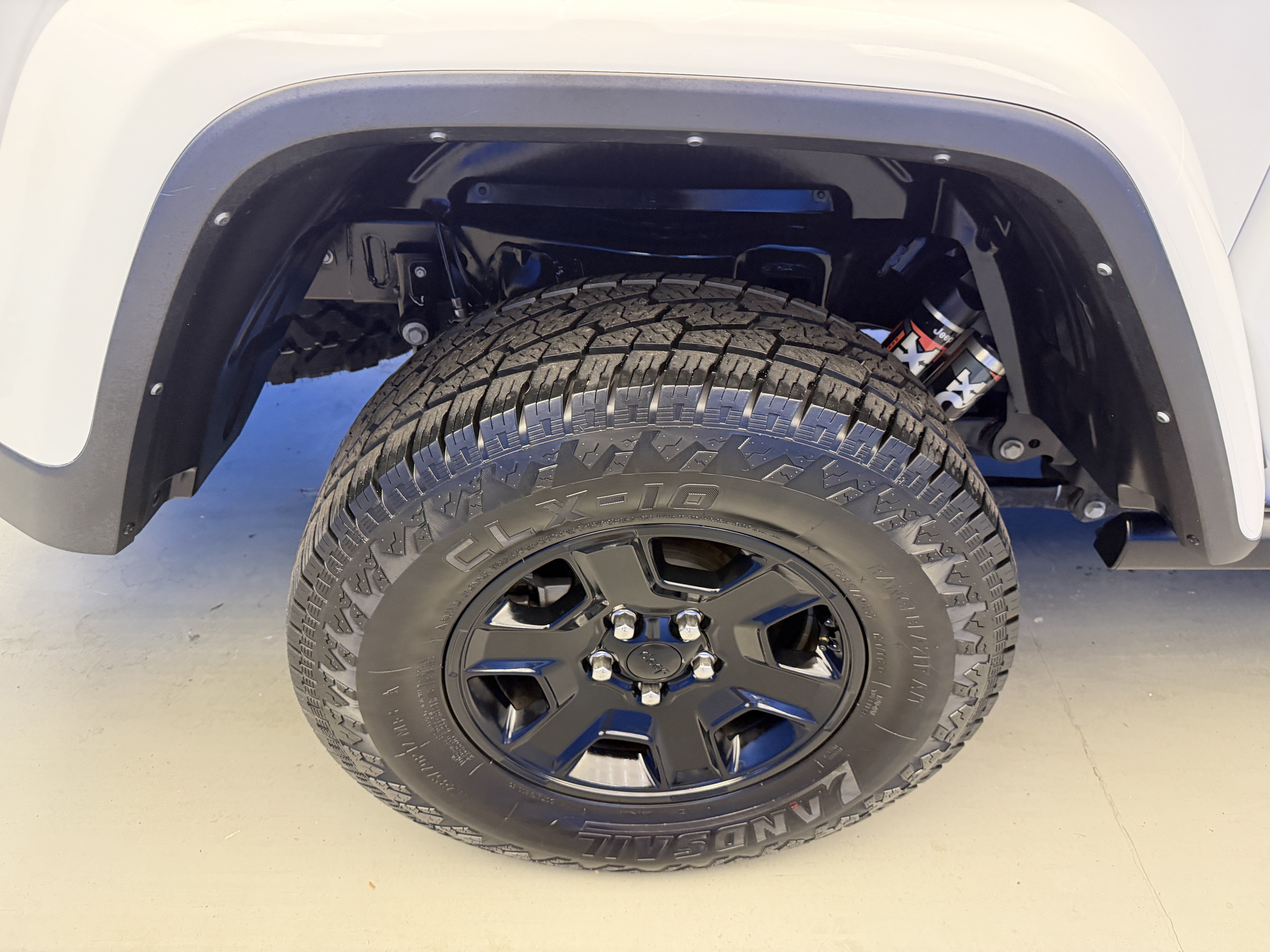 Used 2021 Jeep Gladiator Mojave AWD/4WD image 8