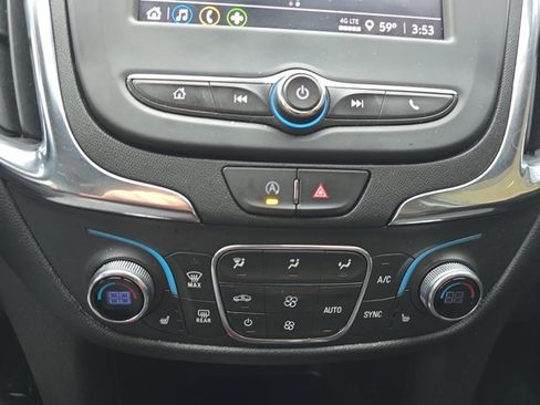 Used 2024 Chevrolet Equinox LT w/ LPO, Floor Liner Package image 30