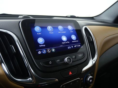 Used 2020 Chevrolet Equinox Premier image 23