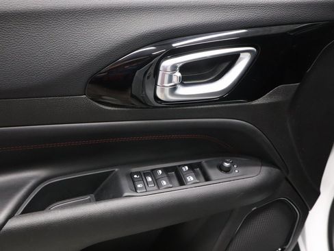 Used 2023 Jeep Compass Trailhawk w/ Trailhawk Convenience Group image 22