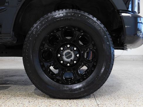 Used 2022 Ford F250 Lariat w/ Black Appearance Pkg image 99