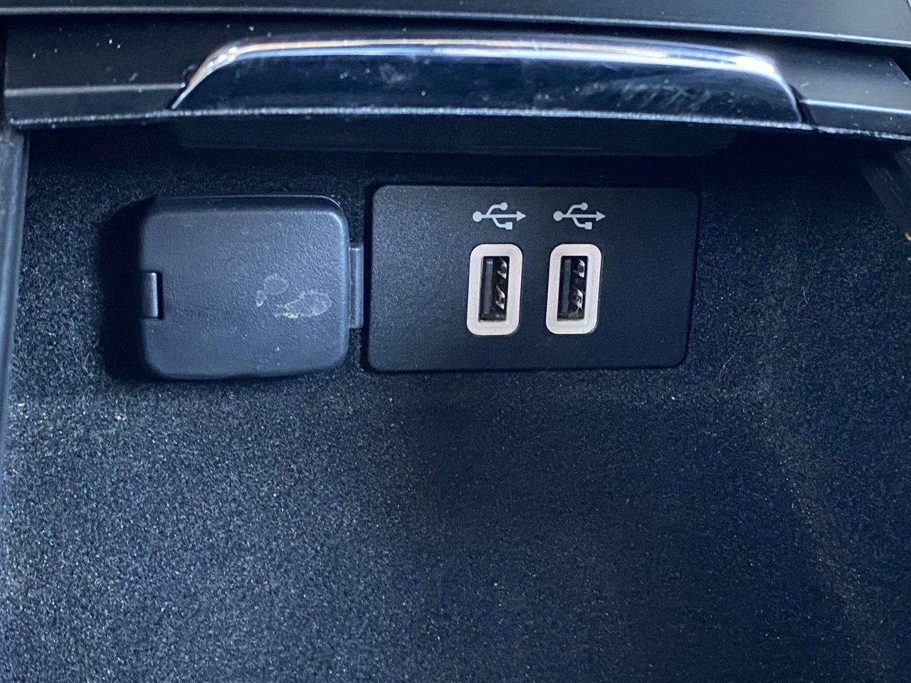 Used 2019 Lincoln MKC Reserve FWD image 43