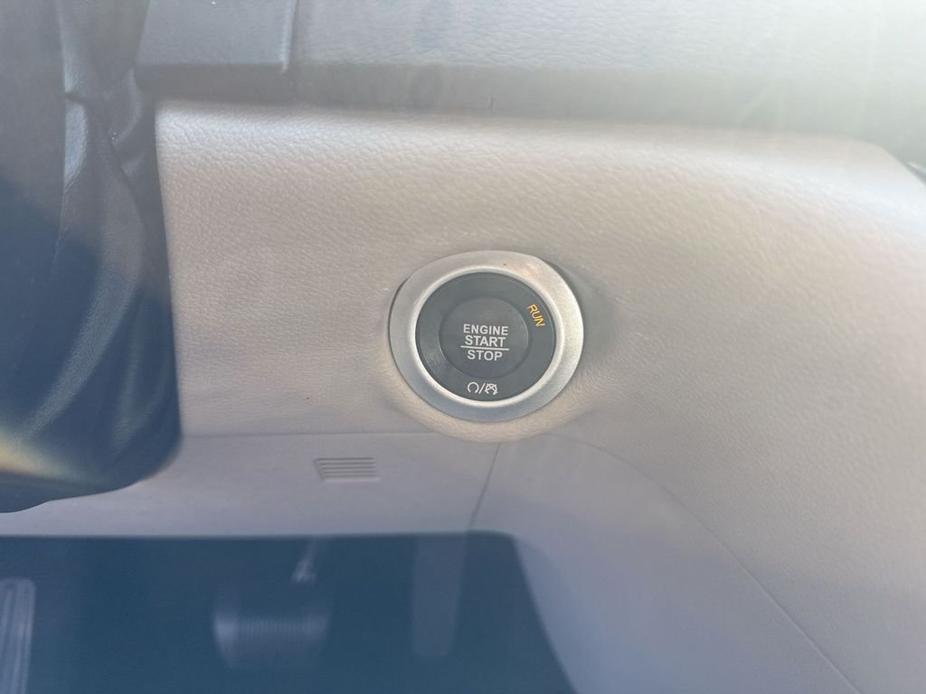 Used 2023 Chrysler Voyager LX FWD image 56