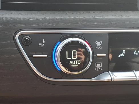 Used 2023 Audi A4 2.0T Premium Plus image 8