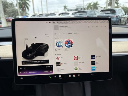 Used 2023 Tesla Model 3 Standard Range image 30