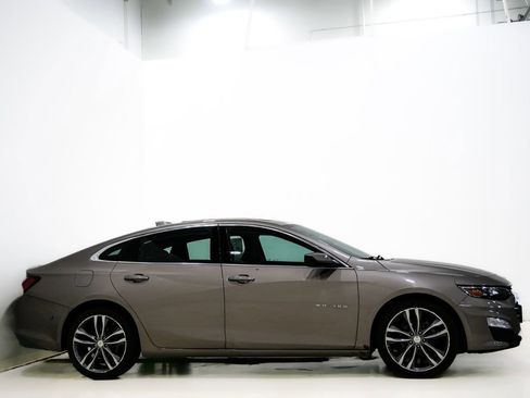 Used 2022 Chevrolet Malibu LT image 5