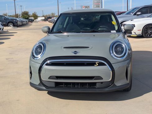 Used 2023 MINI Cooper SE image 8