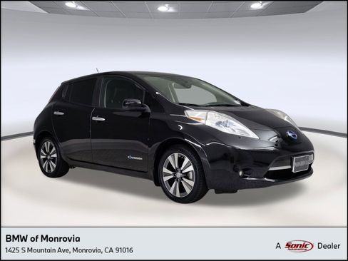Used 2015 Nissan Leaf SL w/ Premium Package image 1