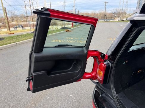 Used 2009 MINI Cooper Clubman John Cooper Works image 21