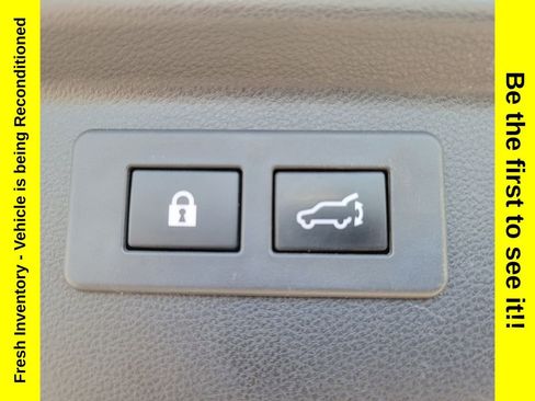 Used 2021 Subaru Forester Premium AWD/4WD image 37