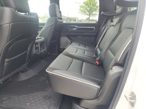 New 2026 RAM 1500 Laramie AWD/4WD image 23
