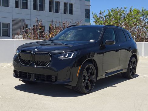 New 2026 BMW X3 xDrive30i w/ M Sport Package AWD/4WD image 3