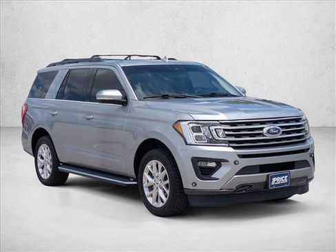 Used 2021 Ford Expedition XLT RWD image 3