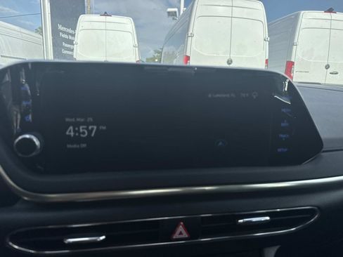 Used 2023 Hyundai Sonata SEL image 19