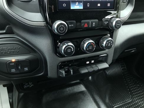 New 2026 RAM 3500 Tradesman image 29