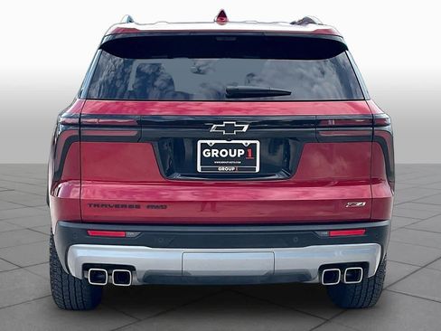 Used 2025 Chevrolet Traverse Z71 w/ Enhanced Driving Package AWD/4WD image 5