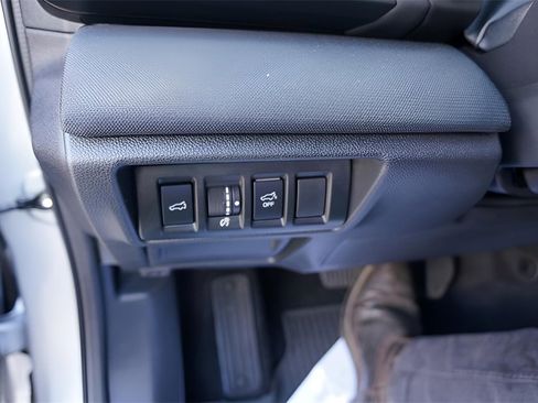 Used 2023 Subaru Outback Premium image 21