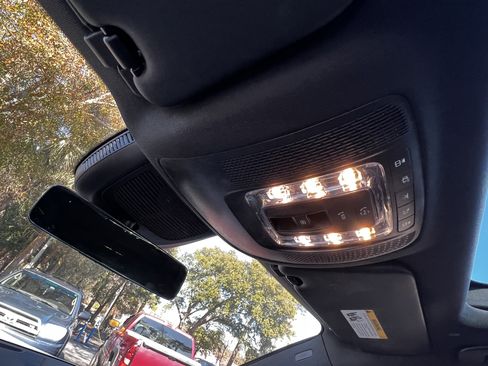 Used 2023 Mercedes-Benz GLS 450 4MATIC w/ AMG Line Exterior image 29