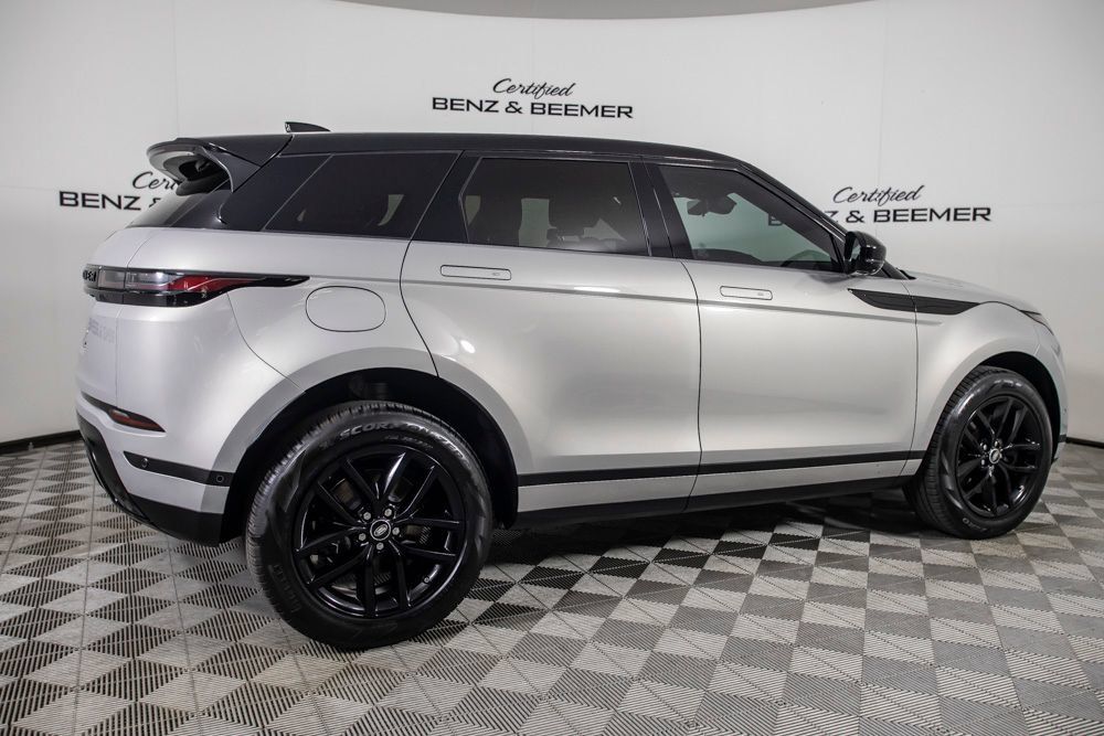 Used 2026 Land Rover Range Rover Evoque S AWD/4WD image 4