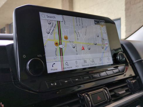 Certified 2022 Nissan Pathfinder SL w/ Lighting Package (N92) image 17