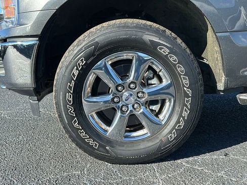 Used 2018 Ford F150 XLT w/ Equipment Group 302A Luxury image 14