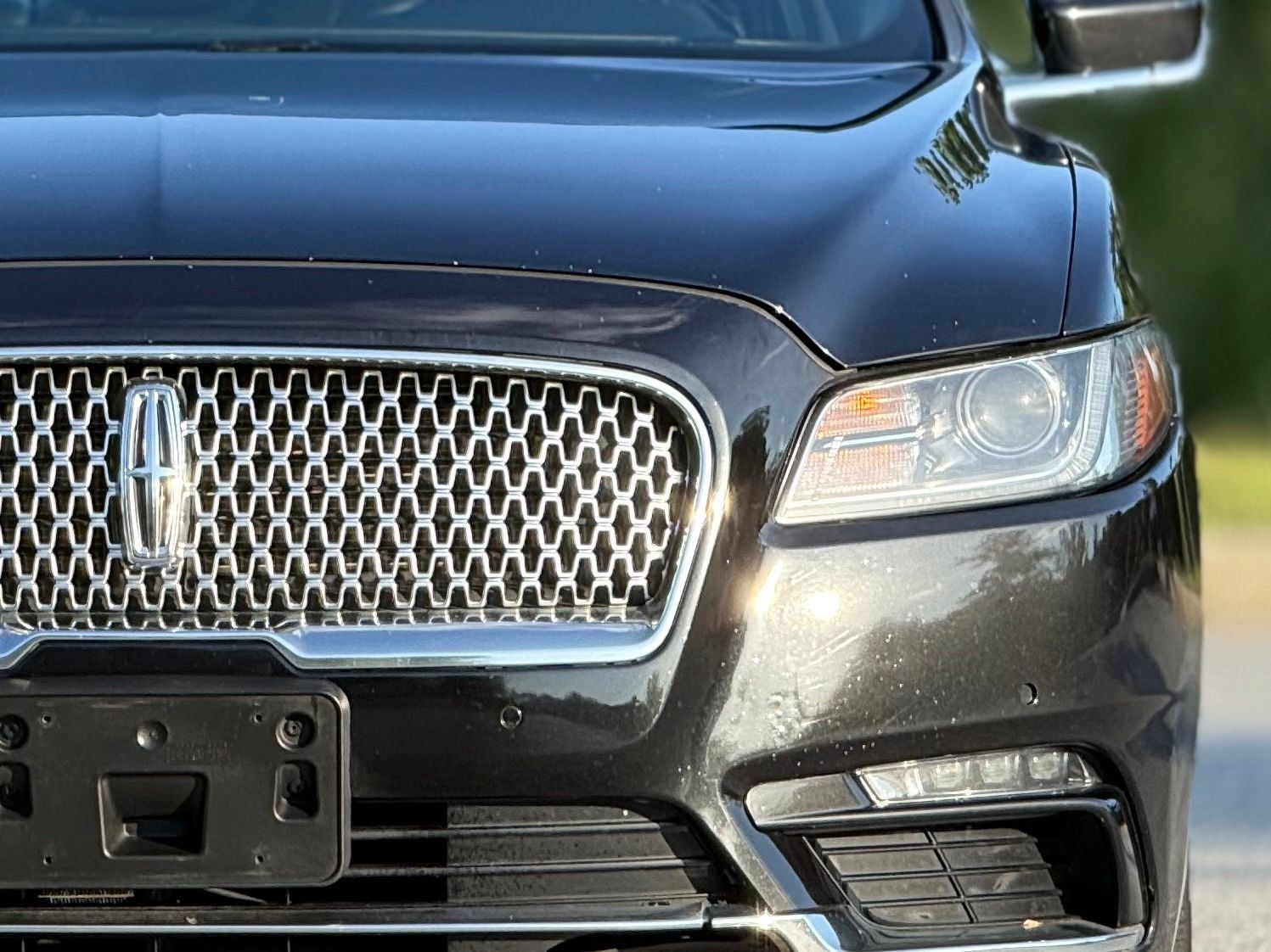Used 2020 Lincoln Continental AWD w/ Premium Package image 15